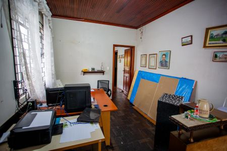 Casa à venda com 250m², 5 quartos e 4 vagas