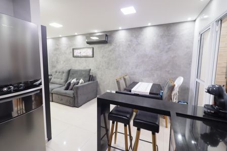 Casa à venda com 62m², 2 quartos e 2 vagasSala/Cozinha