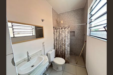 Casa para alugar com 80m², 2 quartos e sem vagaBanheiro