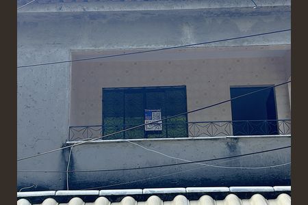 Casa para alugar com 80m², 2 quartos e sem vagaFachada + placa