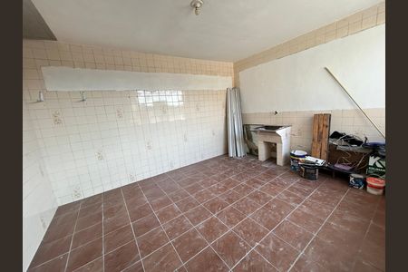 Casa para alugar com 80m², 2 quartos e sem vagaÁrea de Serviço