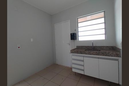 Casa de condomínio para alugar com 95m², 3 quartos e 2 vagasCozinha