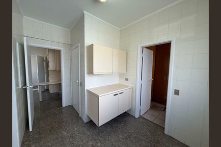 Apartamento para alugar com 3 quartos, 216m² em Cidade Monções, São Paulo