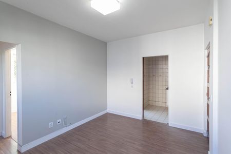 Sala de apartamento para alugar com 2 quartos, 50m² em Santa Amélia, Belo Horizonte