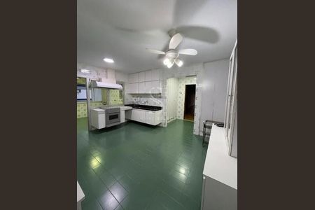 Apartamento à venda com 191m², 4 quartos e 2 vagas