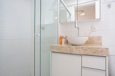 Apartamento à venda com 71m², 2 quartos e 1 vagaBanheiro da suíte