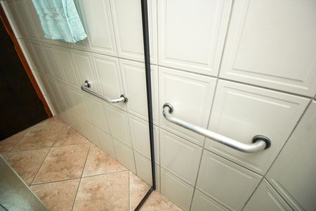 Apartamento à venda com 67m², 2 quartos e 1 vaga Apartamento à venda com 67m², 2 quartos e 1 vagaBanheiro da Suíte