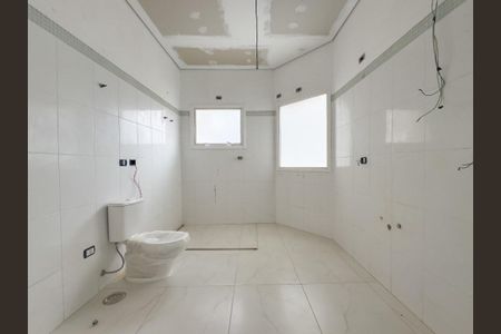 Casa à venda com 586m², 4 quartos e sem vaga