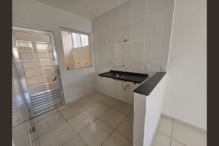 Casa para alugar com 60m², 2 quartos e 1 vaga Casa para alugar com 60m², 2 quartos e 1 vagaÁrea de Serviço