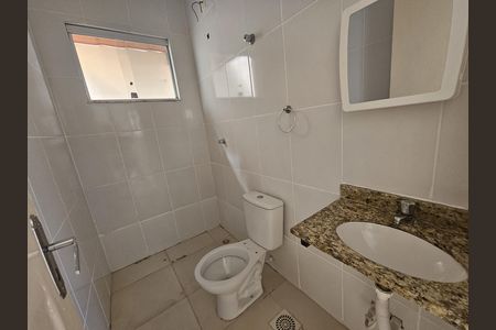 Casa para alugar com 60m², 2 quartos e 1 vaga Casa para alugar com 60m², 2 quartos e 1 vagaBanheiro 1