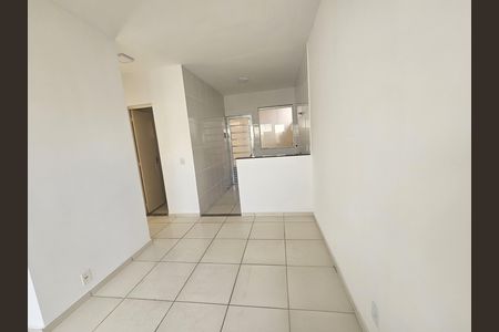 Casa para alugar com 60m², 2 quartos e 1 vaga Casa para alugar com 60m², 2 quartos e 1 vagaÁrea de Serviço