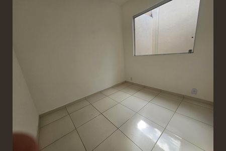 Casa para alugar com 60m², 2 quartos e 1 vaga Casa para alugar com 60m², 2 quartos e 1 vagaQuarto