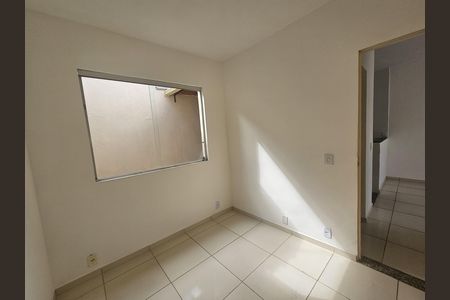 Casa para alugar com 60m², 2 quartos e 1 vaga Casa para alugar com 60m², 2 quartos e 1 vagaQuarto