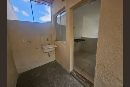Casa para alugar com 60m², 2 quartos e 1 vaga Casa para alugar com 60m², 2 quartos e 1 vagaBanheiro 1
