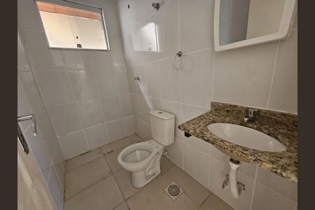 Casa para alugar com 60m², 2 quartos e 1 vaga Casa para alugar com 60m², 2 quartos e 1 vagaBanheiro 1