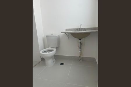 Apartamento à venda com 72m², 2 quartos e 1 vaga Apartamento à venda com 72m², 2 quartos e 1 vagaBanheiro