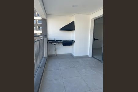 Apartamento à venda com 72m², 2 quartos e 1 vaga Apartamento à venda com 72m², 2 quartos e 1 vagaVaranda