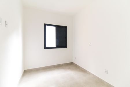 Quarto 1 de apartamento à venda com 2 quartos, 42m² em Vila Jacuí, São Paulo