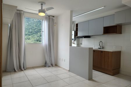 Apartamento para alugar com 44m², 2 quartos e 1 vagaSala