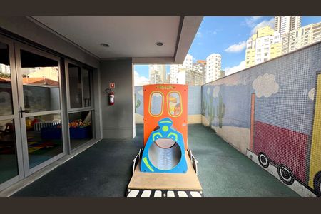 Apartamento à venda com 47m², 1 quarto e 1 vaga Apartamento à venda com 47m², 1 quarto e 1 vagaPlayground