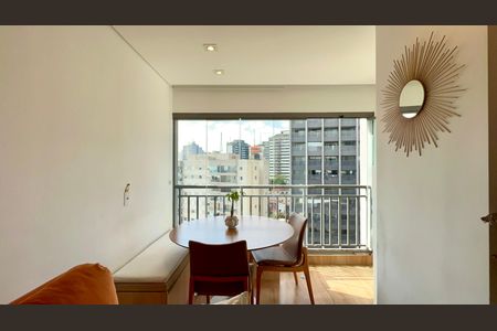 Apartamento à venda com 47m², 1 quarto e 1 vaga Apartamento à venda com 47m², 1 quarto e 1 vagaVaranda
