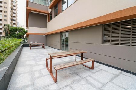 Apartamento à venda com 227m², 3 quartos e 3 vagas Apartamento à venda com 227m², 3 quartos e 3 vagasÁrea comum