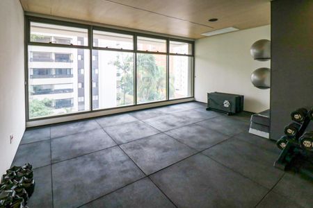 Apartamento à venda com 227m², 3 quartos e 3 vagas Apartamento à venda com 227m², 3 quartos e 3 vagasÁrea comum - Academia