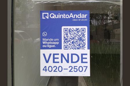 Apartamento à venda com 227m², 3 quartos e 3 vagas Apartamento à venda com 227m², 3 quartos e 3 vagasPlaquinha