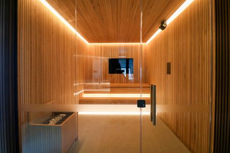 Apartamento à venda com 227m², 3 quartos e 3 vagas Apartamento à venda com 227m², 3 quartos e 3 vagasSauna