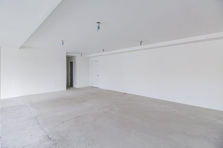 Apartamento à venda com 227m², 3 quartos e 3 vagas Apartamento à venda com 227m², 3 quartos e 3 vagasSala