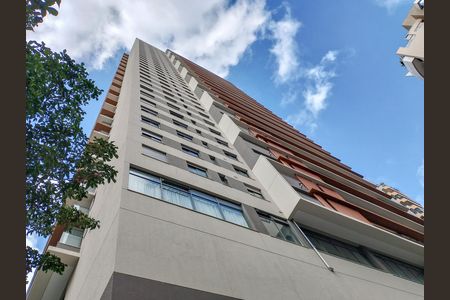 Apartamento à venda com 227m², 3 quartos e 3 vagas Apartamento à venda com 227m², 3 quartos e 3 vagasFachada do Prédio