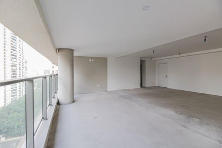 Apartamento à venda com 227m², 3 quartos e 3 vagas Apartamento à venda com 227m², 3 quartos e 3 vagasVaranda da Sala