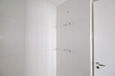 Apartamento à venda com 227m², 3 quartos e 3 vagas Apartamento à venda com 227m², 3 quartos e 3 vagasBanheiro de serviço