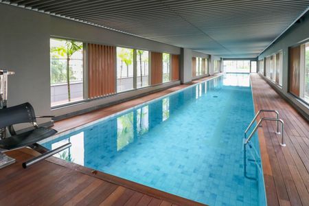Apartamento à venda com 227m², 3 quartos e 3 vagas Apartamento à venda com 227m², 3 quartos e 3 vagasPiscina Coberta