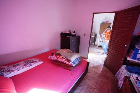 Casa à venda com 360m², 5 quartos e 1 vaga Casa à venda com 360m², 5 quartos e 1 vagaCasa 2 - Quarto 2
