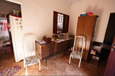 Casa à venda com 360m², 5 quartos e 1 vaga Casa à venda com 360m², 5 quartos e 1 vagaCasa 2 - Sala