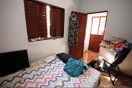 Casa à venda com 360m², 5 quartos e 1 vaga Casa à venda com 360m², 5 quartos e 1 vagaCasa 2 - Quarto