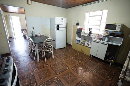 Casa à venda com 360m², 5 quartos e 1 vaga Casa à venda com 360m², 5 quartos e 1 vagaCozinha