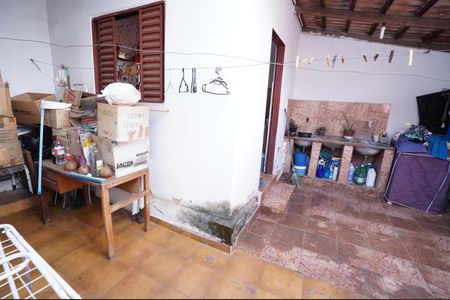 Casa à venda com 360m², 5 quartos e 1 vaga Casa à venda com 360m², 5 quartos e 1 vagaCasa 2 - Área de serviço