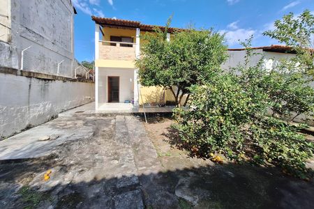 Casa à venda com 360m², 3 quartos e 3 vagas Casa à venda com 360m², 3 quartos e 3 vagasQuintal