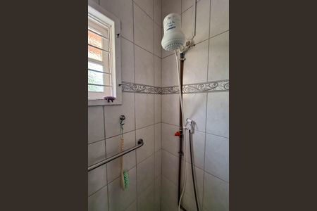 Casa à venda com 360m², 3 quartos e 3 vagas Casa à venda com 360m², 3 quartos e 3 vagasBanheiro Social