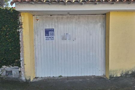 Casa à venda com 360m², 3 quartos e 3 vagas Casa à venda com 360m², 3 quartos e 3 vagasPlaca
