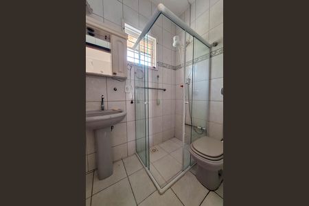 Casa à venda com 360m², 3 quartos e 3 vagas Casa à venda com 360m², 3 quartos e 3 vagasBanheiro Social