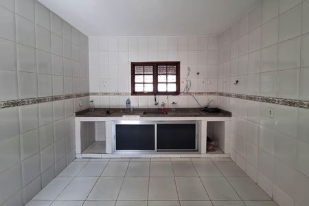 Casa à venda com 360m², 3 quartos e 3 vagas Casa à venda com 360m², 3 quartos e 3 vagasCozinha