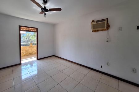 Casa à venda com 360m², 3 quartos e 3 vagas Casa à venda com 360m², 3 quartos e 3 vagasSuíte 1