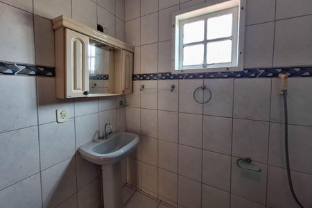 Casa à venda com 360m², 3 quartos e 3 vagas Casa à venda com 360m², 3 quartos e 3 vagasBanheiro Social 2