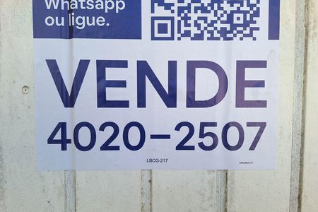 Casa à venda com 360m², 3 quartos e 3 vagas Casa à venda com 360m², 3 quartos e 3 vagasPlaca