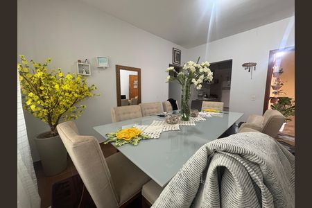 Sala de Jantar de casa à venda com 3 quartos, 442m² em Jardim Ana Lúcia, Goiânia