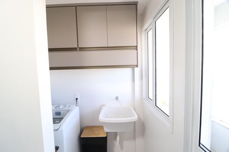 Apartamento para alugar com 70m², 2 quartos e 1 vagaÁrea de Serviço
