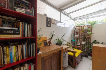Apartamento à venda com 68m², 3 quartos e 1 vaga Apartamento à venda com 68m², 3 quartos e 1 vagaÁrea Privativa